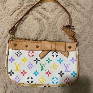 Faux- LV Louis Vuitton Pochette